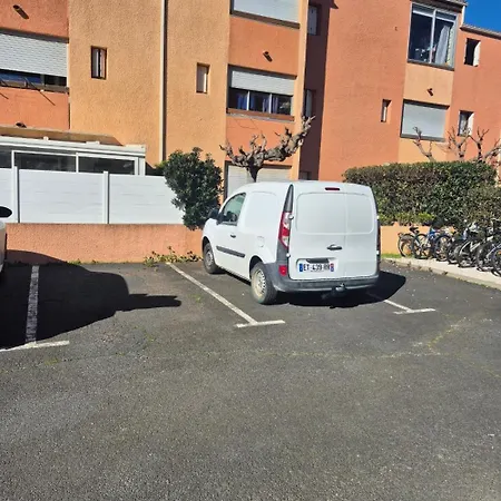 3 Pieces 400 Metres
